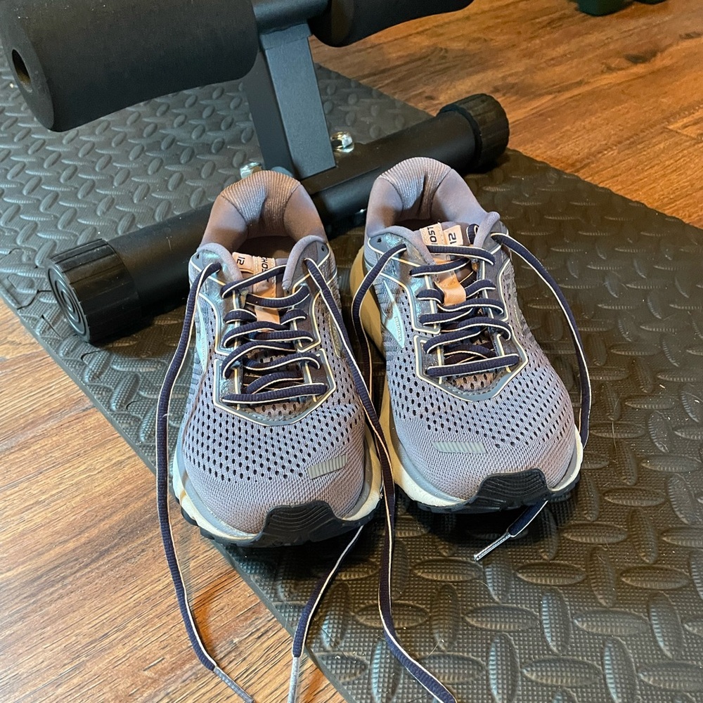 Brooks Ghost 12 Neutral Running Shoes